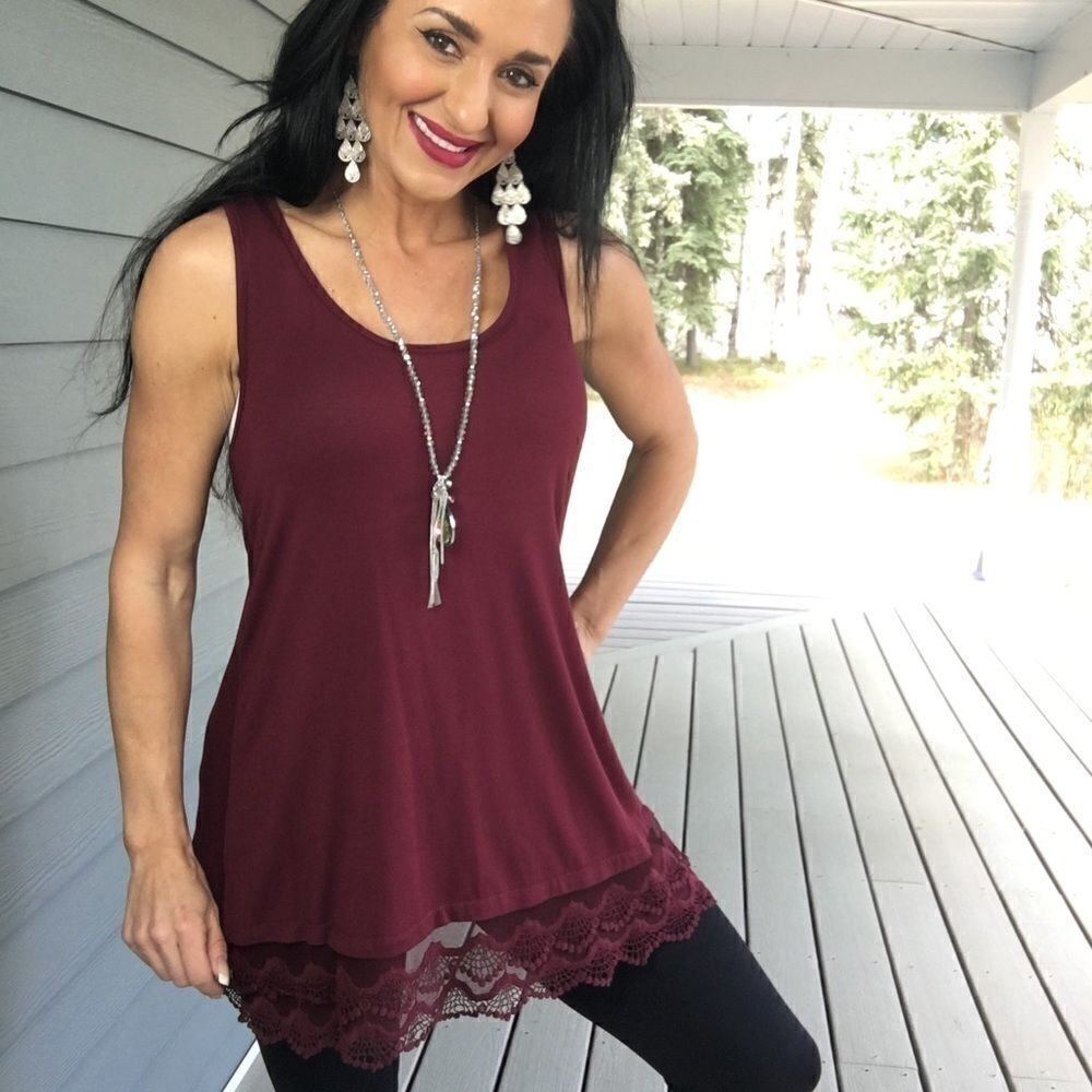 New Deep red sleeveless lace accent tunic
